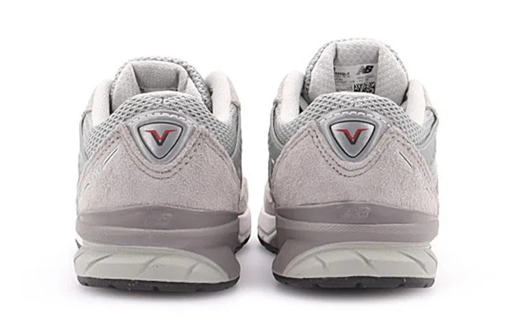 картинка Кроссовки детские New Balance 990 V5 серые от магазина Одежда+