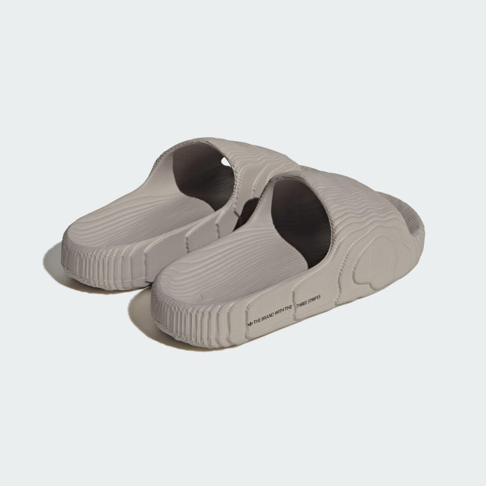 картинка Шлепанцы Adidas Adilette 22, серо-коричневый от магазина Одежда+