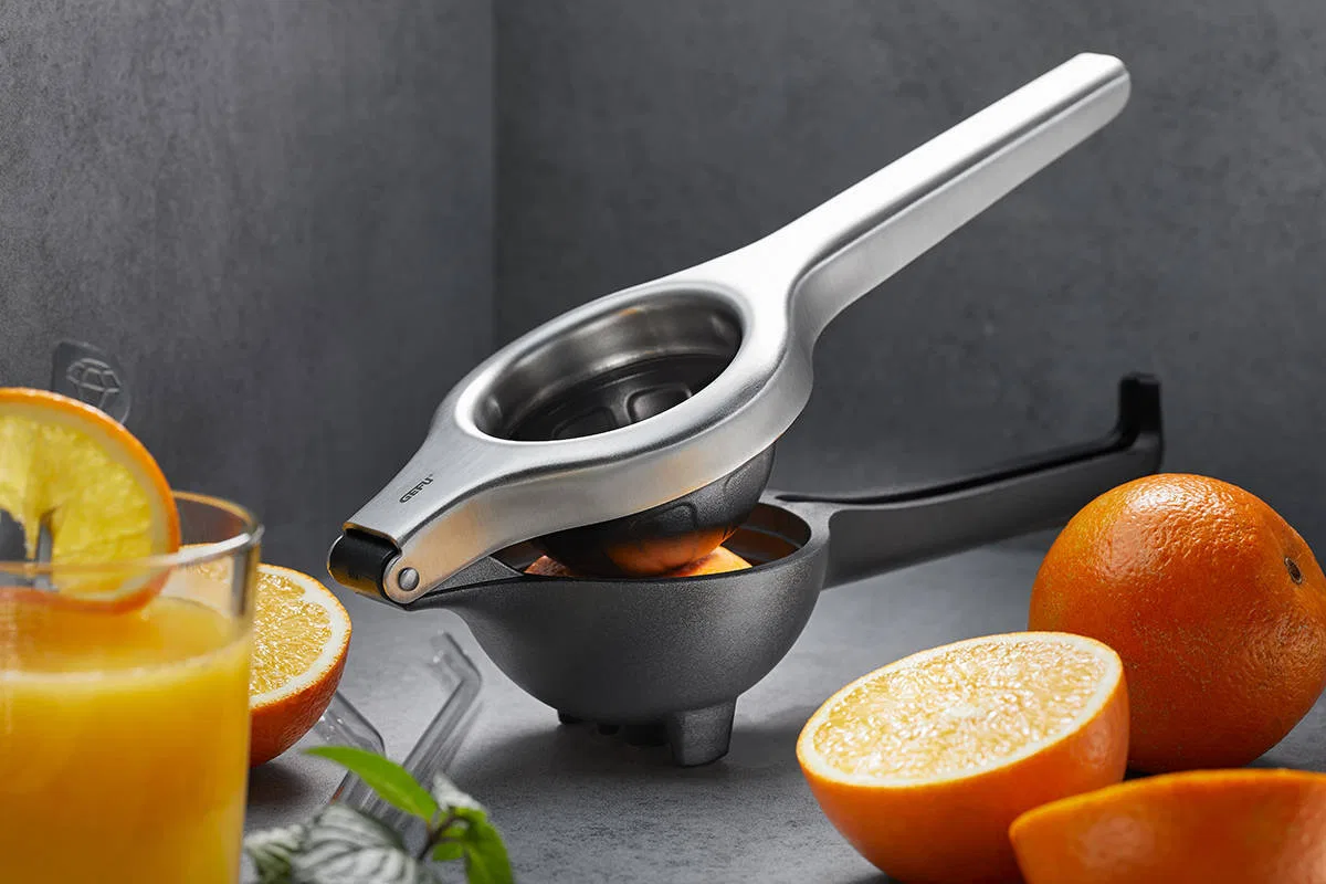 картинка Соковыжималка для цитрусовых Lemon Pro Gefu, Черный от магазина Одежда+