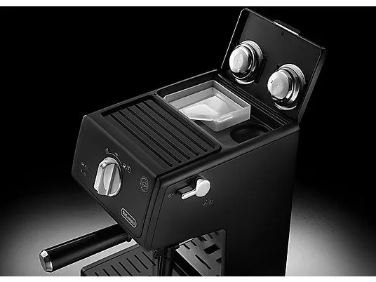 картинка Рожковая кофеварка DeLonghi ECP 31.21, черный / серебристый от магазина Одежда+