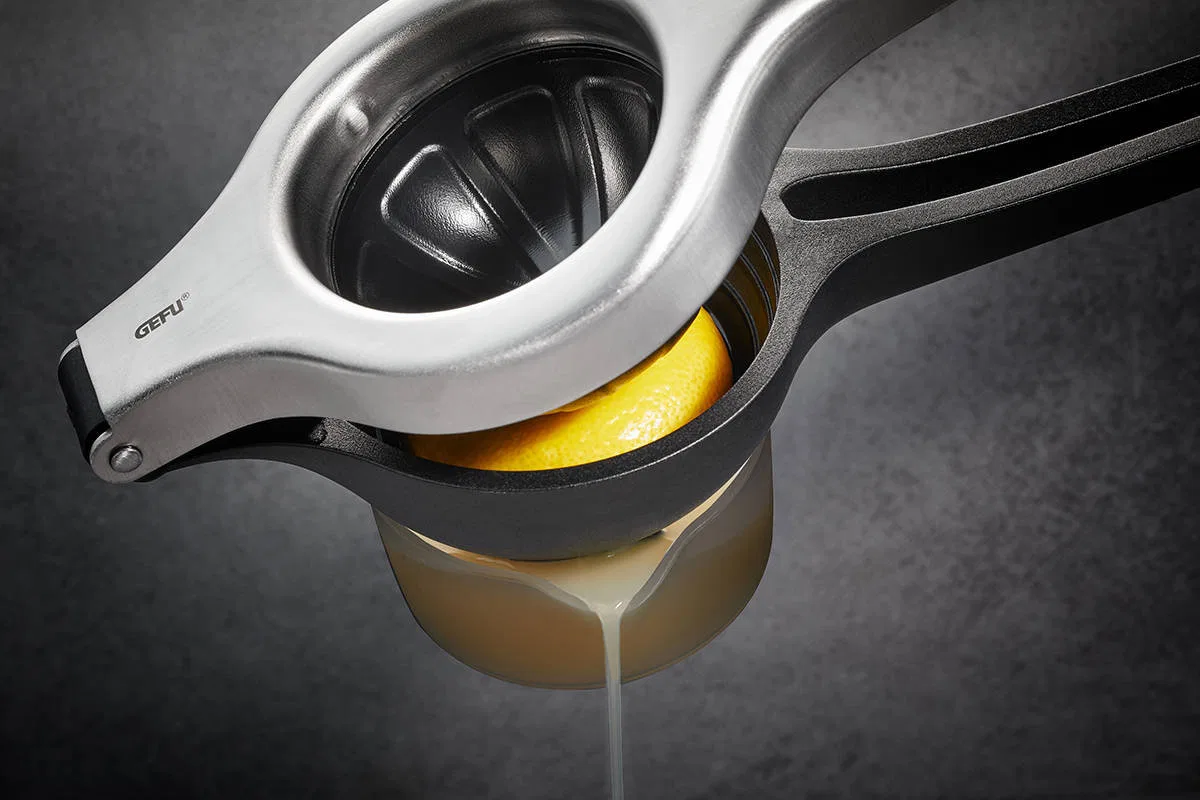 картинка Соковыжималка для цитрусовых Lemon Pro Gefu, Черный от магазина Одежда+