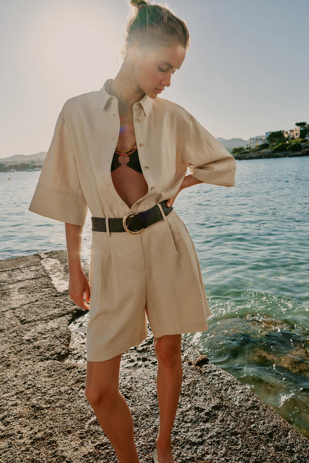 картинка Рубашка Zara Short With Wide Sleeves, бежевый от магазина Одежда+