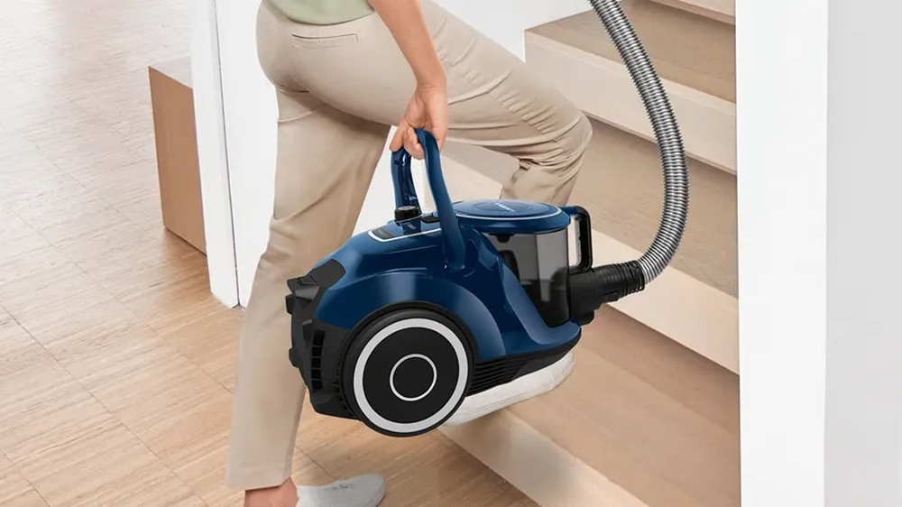 картинка Пылесос Bosch BGC41X36, 700 Вт, синий от магазина Одежда+