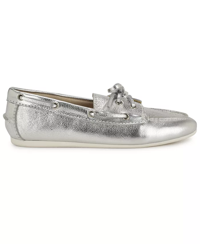 картинка Женские слипоны Nine West Yacht, серебряные от магазина Одежда+