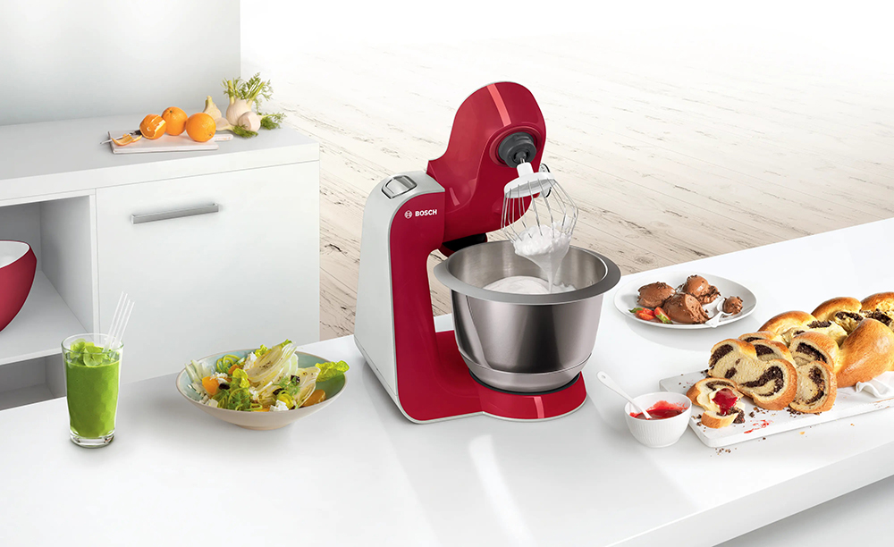 картинка Кухонный комбайн BOSCH MUM58720, красный от магазина Одежда+