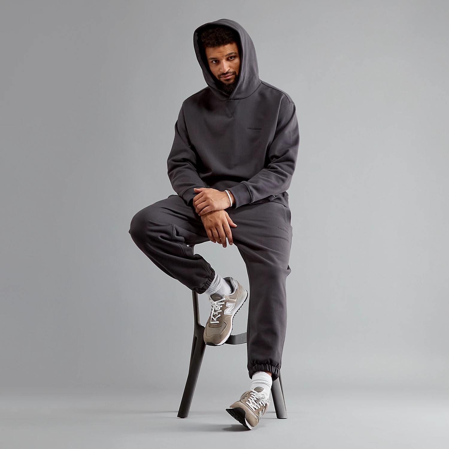 картинка Кроссовки New Balance 574 Core, серый/белый от магазина Одежда+