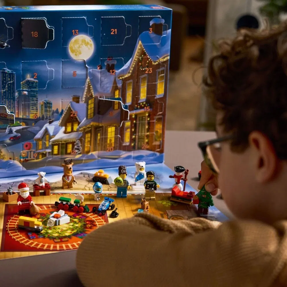 картинка Адвент-календарь City 60475 LEGO от магазина Одежда+