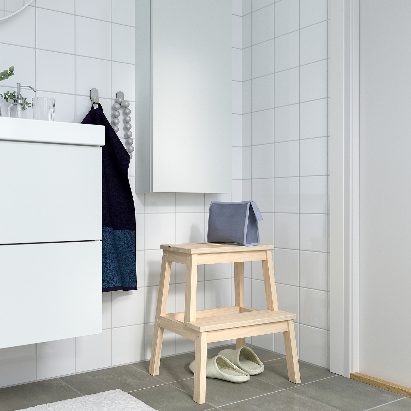 картинка Табурет-стремянка IKEA, 50 см, цвет aspen от магазина Одежда+