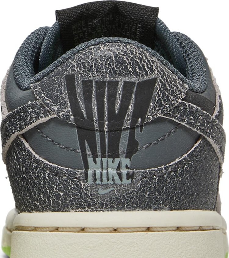 картинка Кроссовки Nike Dunk Low SE TD 'Halloween - Cauldron', серый от магазина Одежда+