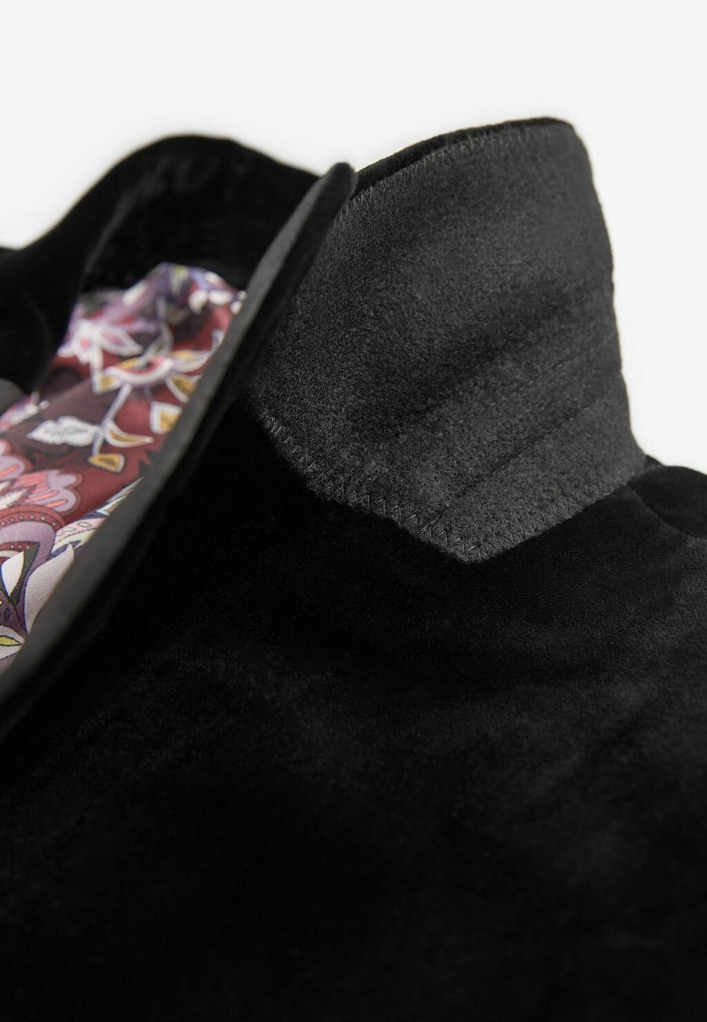 картинка Пиджак Next Signature Italian Fabric Slim Fit Velvet, черный от магазина Одежда+