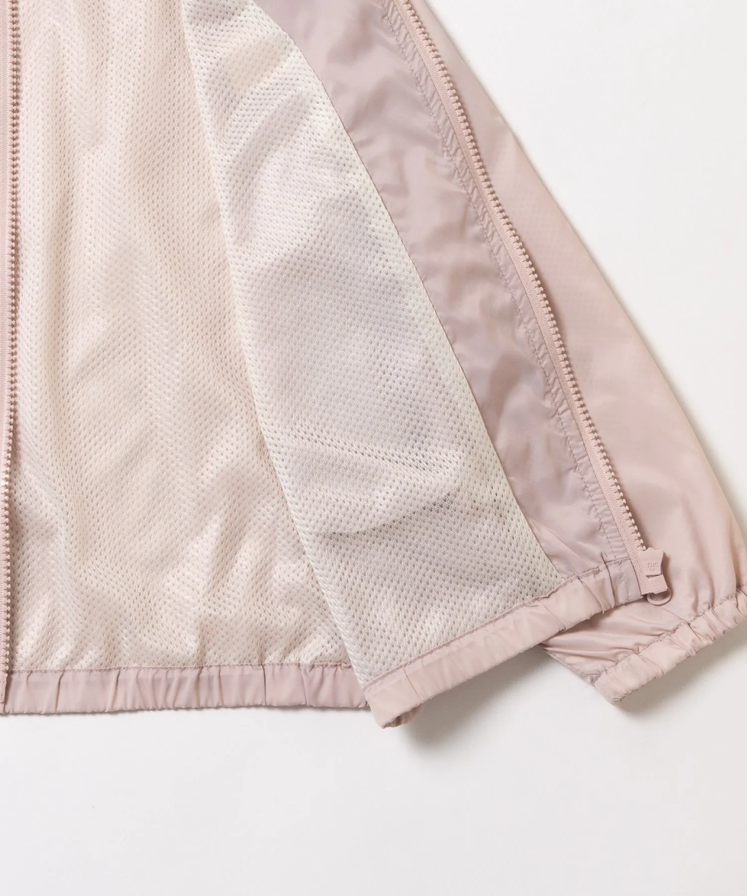 картинка Водоотталкивающая ветровка Ever Closet, Pastel pink от магазина Одежда+