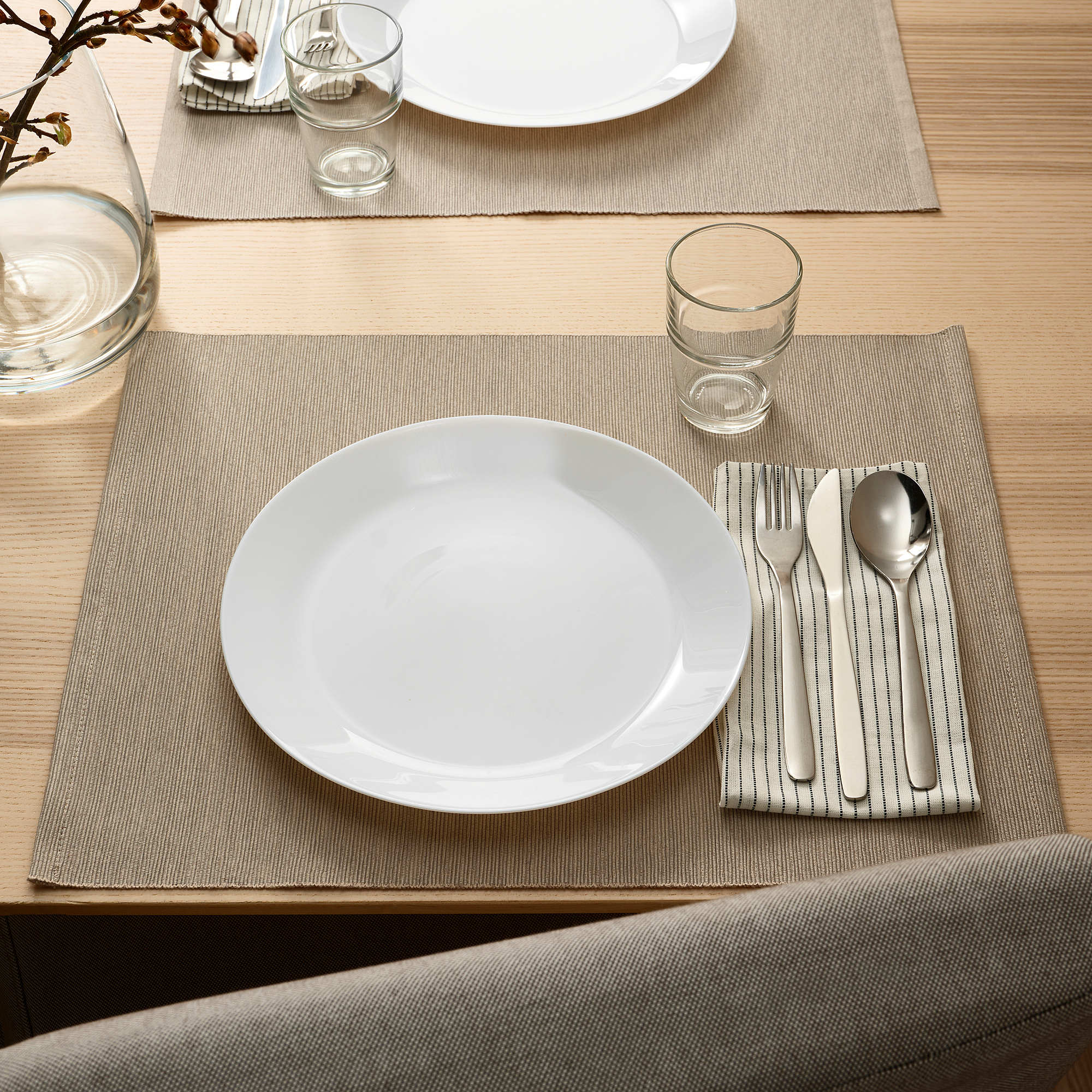 картинка Тарелка Ikea Oftast, 25 см, белый от магазина Одежда+