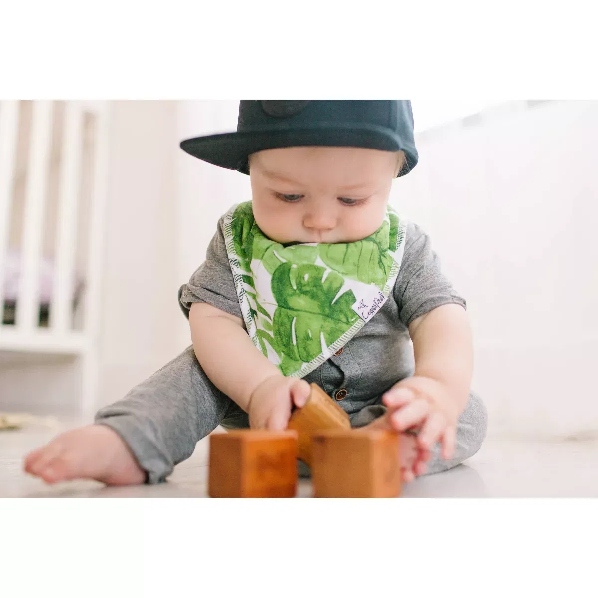 картинка Детский набор слюнявчиков Ocean INFANT BASICS/FURNITURE, Noah от магазина Одежда+