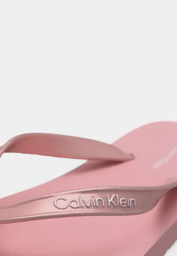 картинка Тапочки для бассейна Calvin Klein, попурри от магазина Одежда+