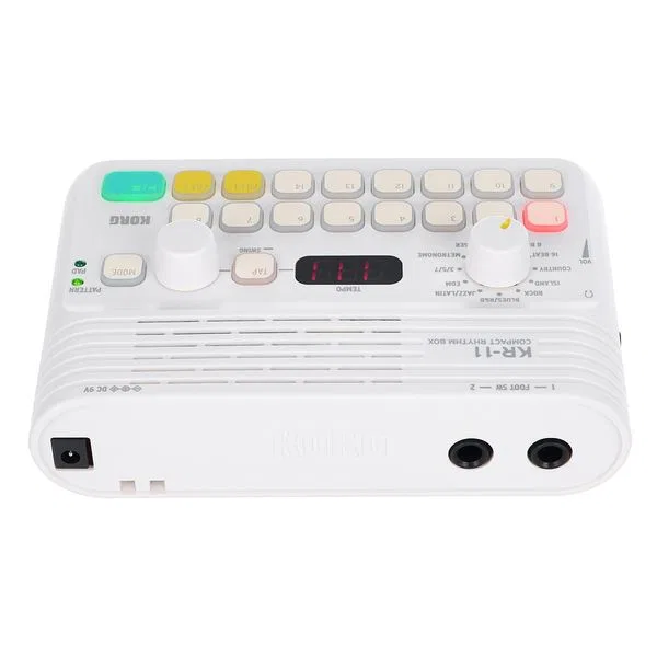картинка Драм-машина Korg KR-11, Black от магазина Одежда+