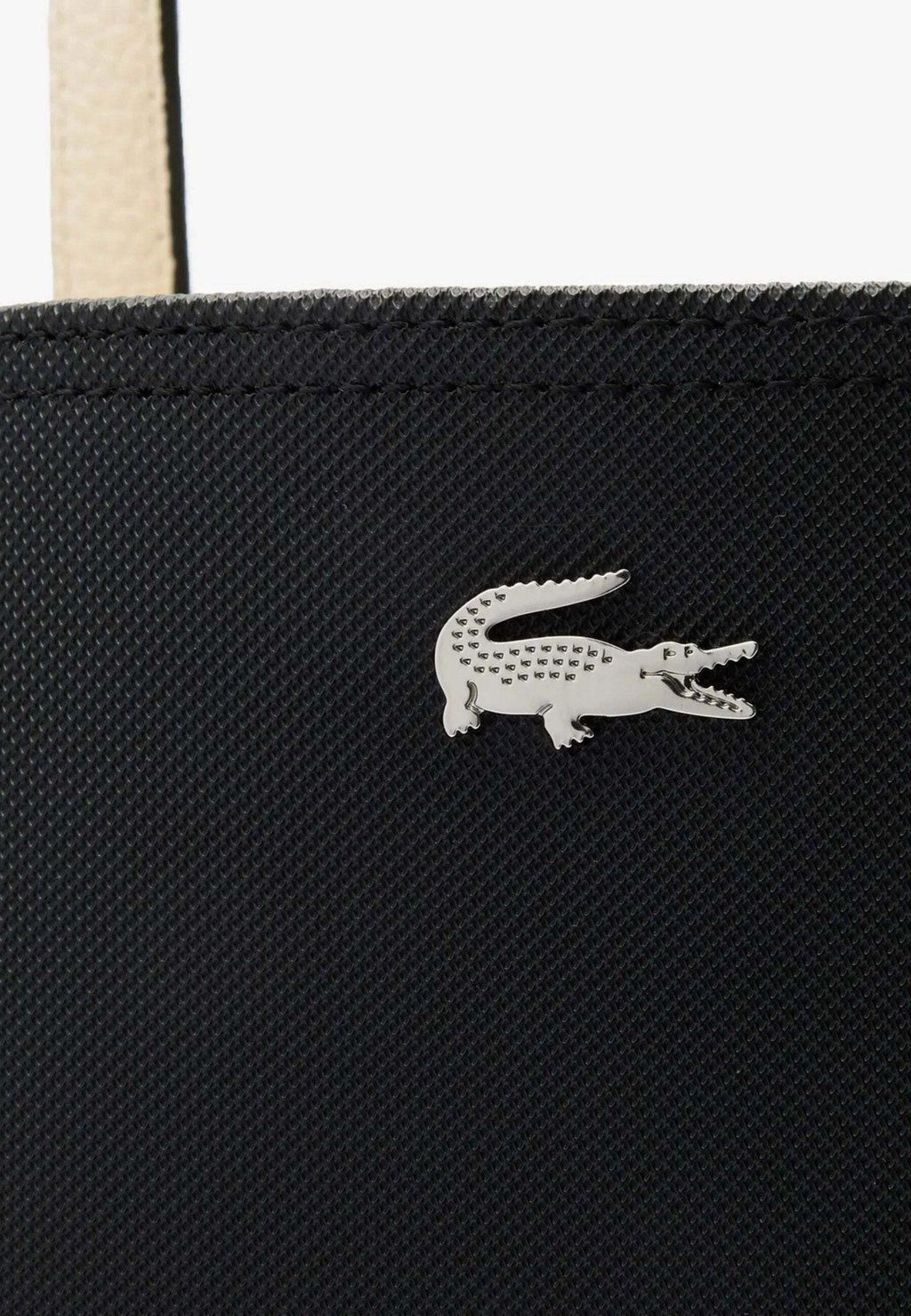 картинка Сумка ANNA RÉVERSIBLE AVEC POCHETTE Lacoste, черный от магазина Одежда+