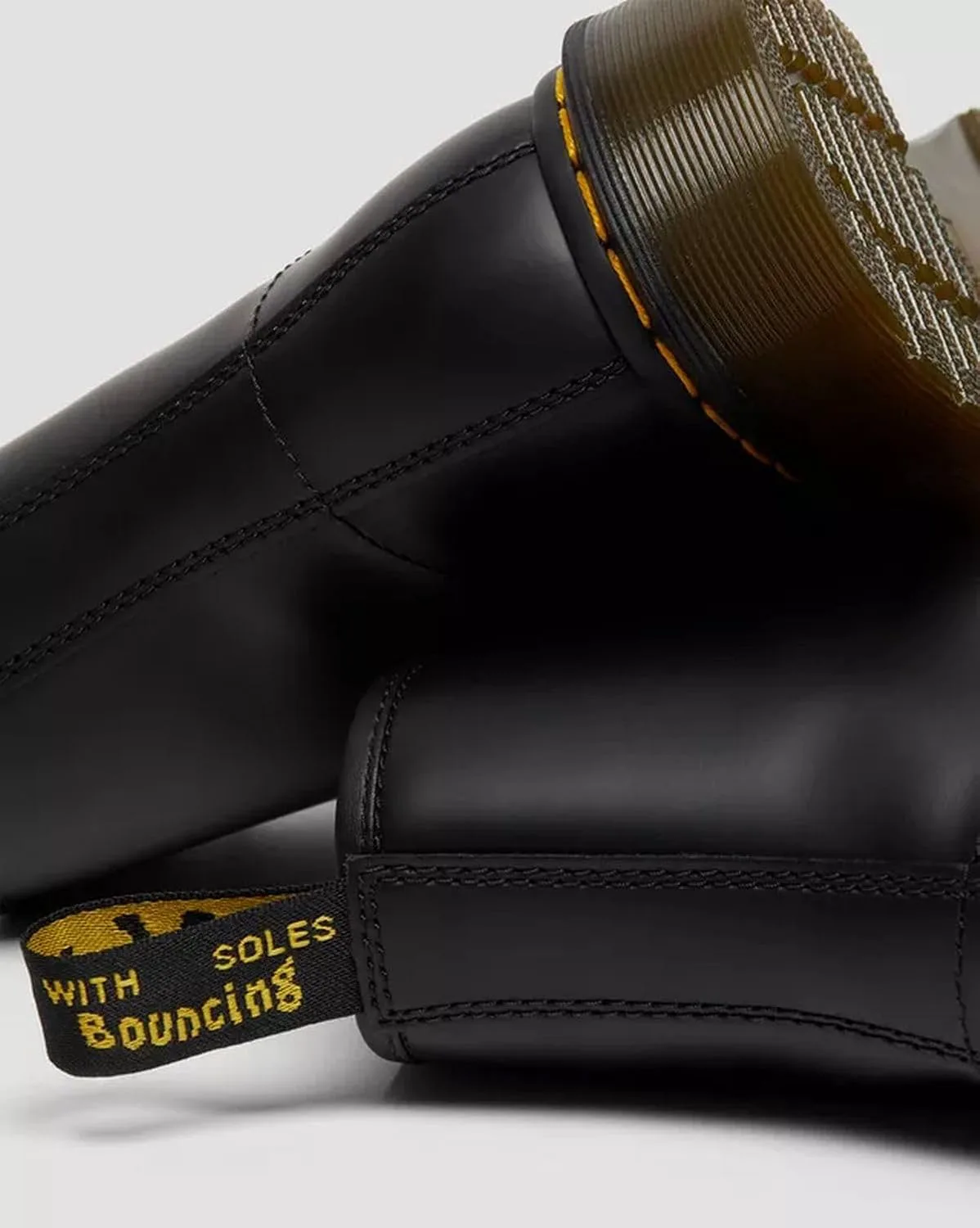 картинка Ботинки Dr. Martens 1460 Softy T унисекс для детей, черные от магазина Одежда+