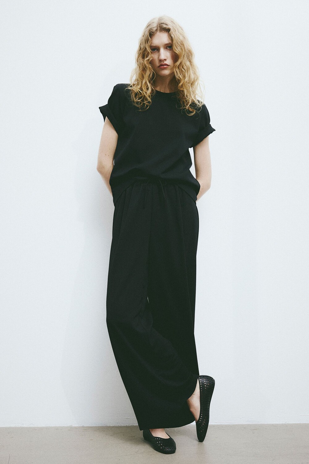 картинка Брюки H&M Wide-leg, черный от магазина Одежда+