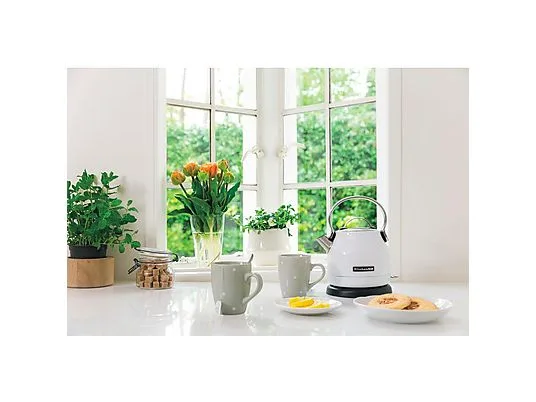 картинка Чайник электрический KitchenAid 5KEK1222EWH, белый / серебристый от магазина Одежда+