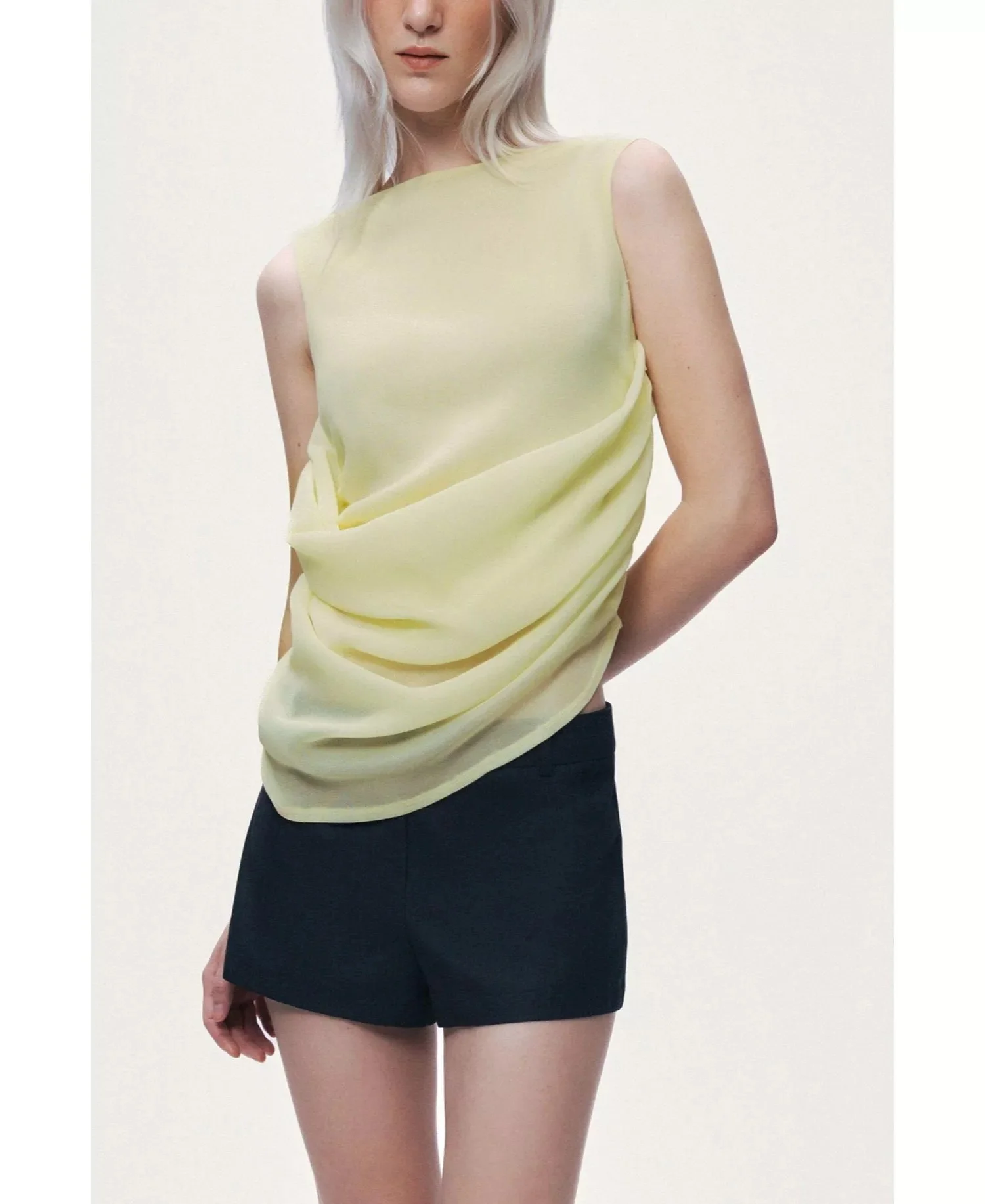 картинка Блуза NOCTURNE Draped Sleeveless, желтый от магазина Одежда+