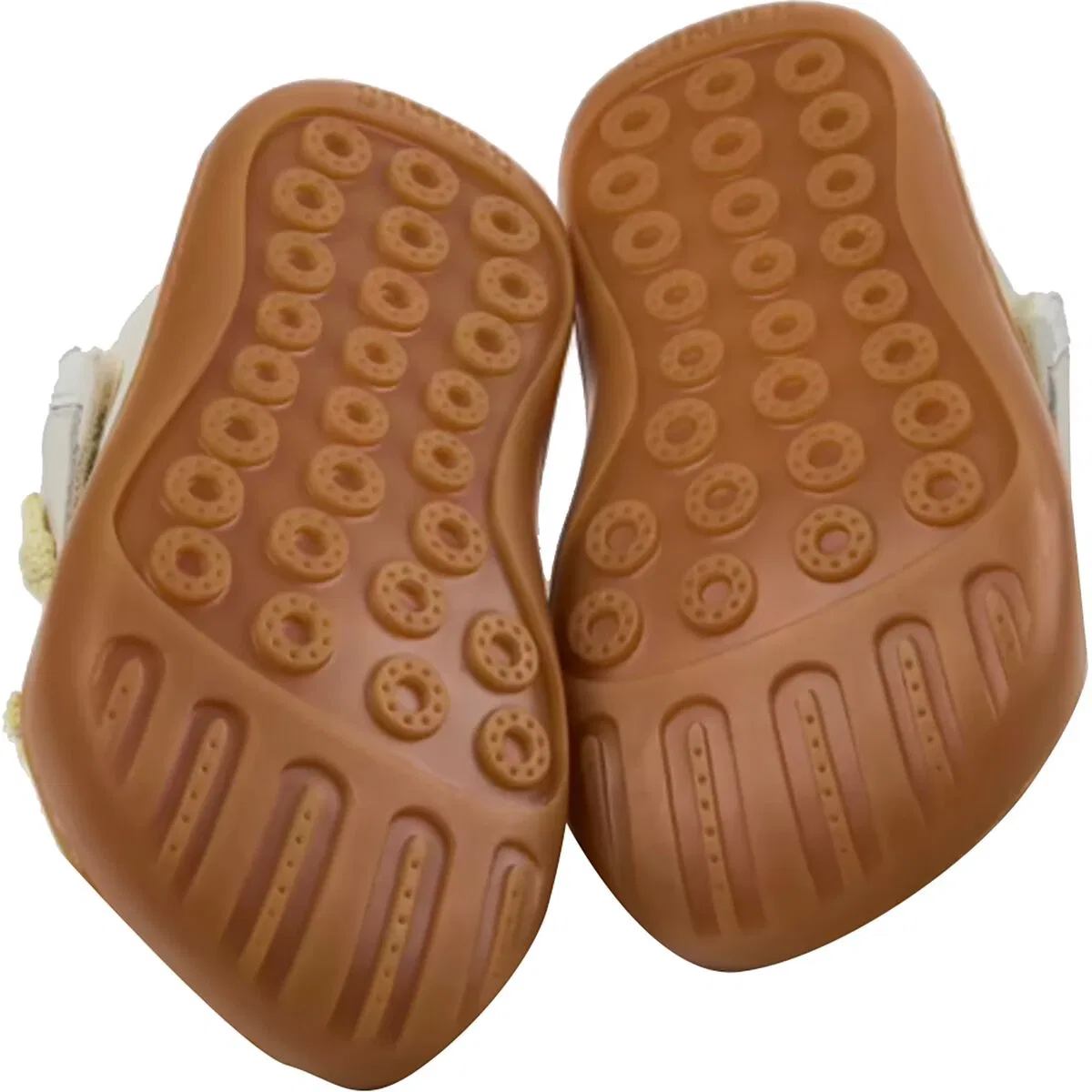 картинка Кеды детские Camper Peu Cami FW Basket Shoe, гибкие, White от магазина Одежда+