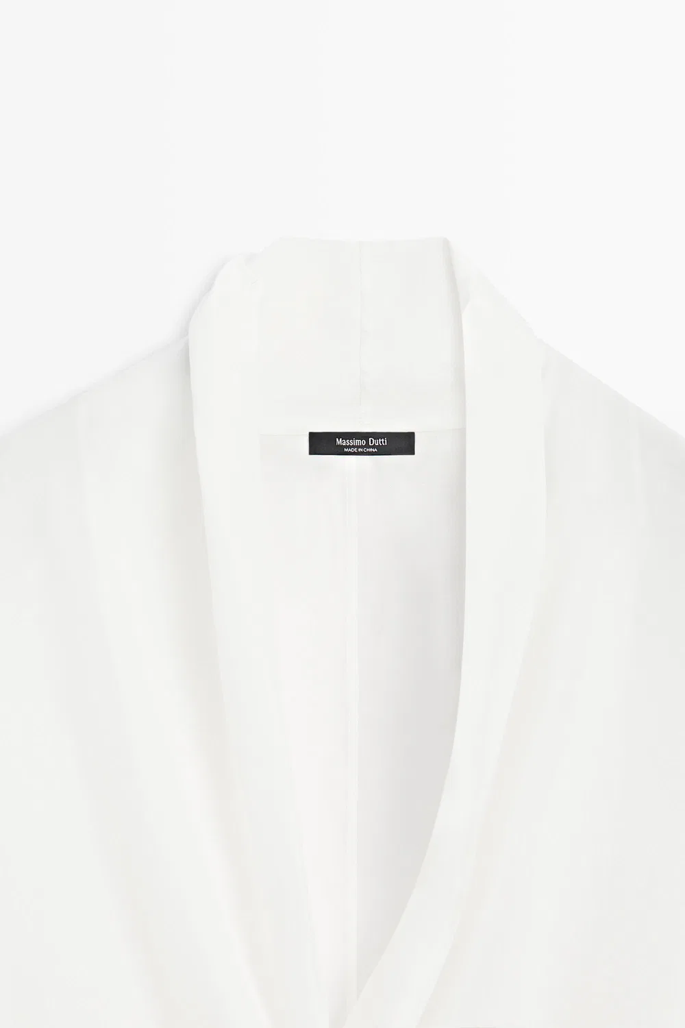 картинка Кимоно Massimo Dutti, в стиле смокинга из 100% шелка, кремовый от магазина Одежда+