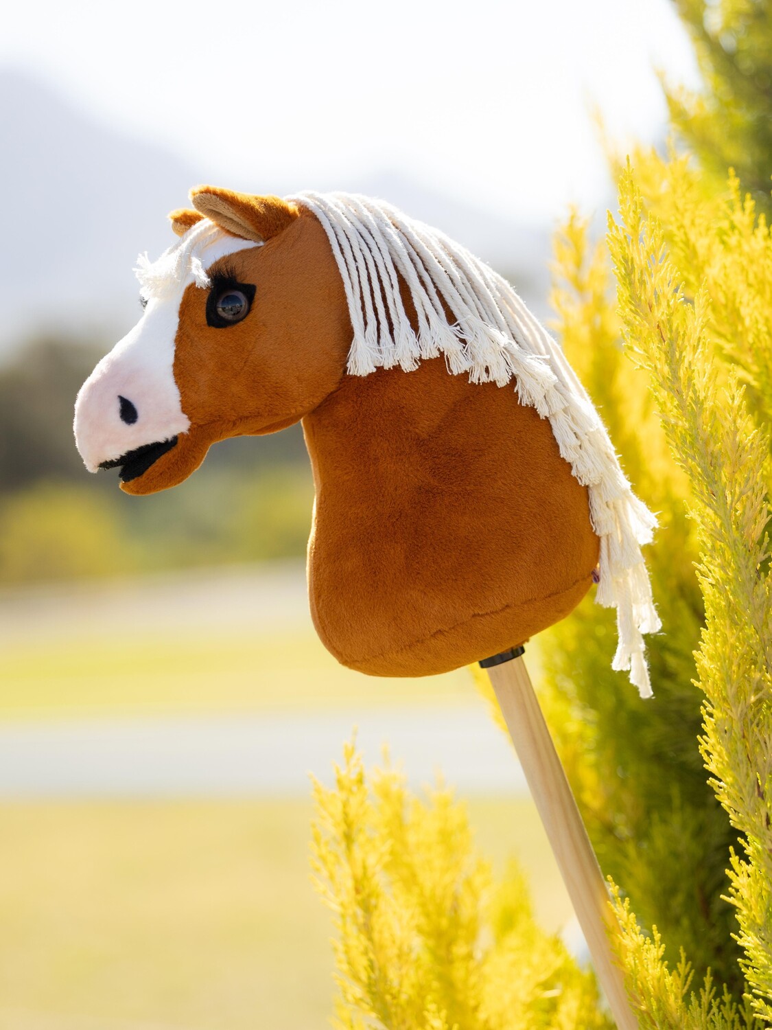 картинка Мини-хоббихорс LeMieux Mini Hobby Horse Sundance от магазина Одежда+