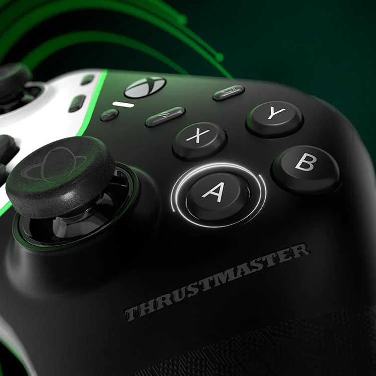 картинка Проводной игровой геймпад Thrustmaster Heart Controller, черный от магазина Одежда+