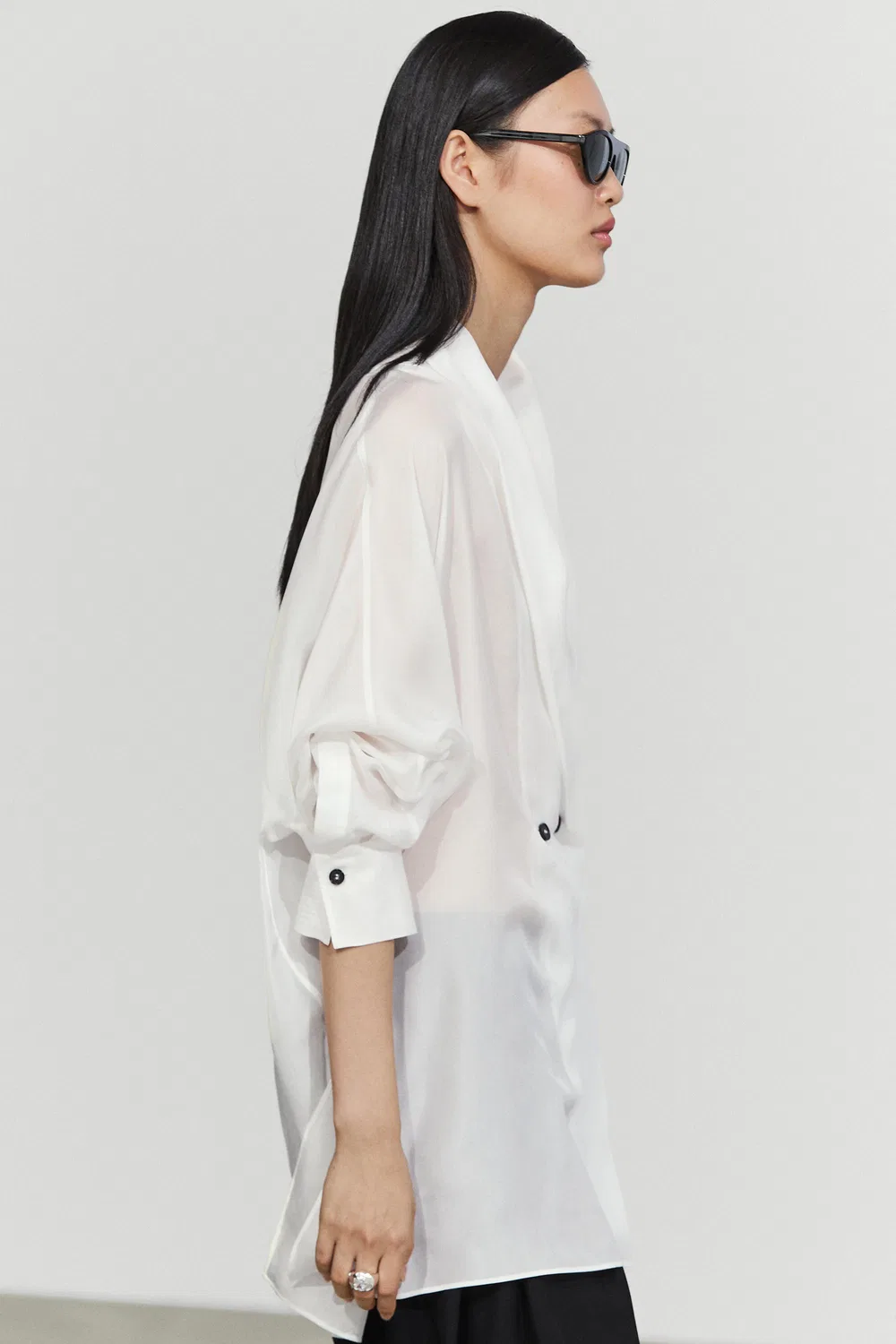 картинка Кимоно Massimo Dutti, в стиле смокинга из 100% шелка, кремовый от магазина Одежда+