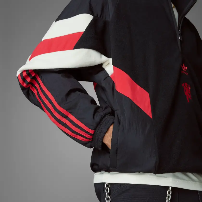 картинка Флисовая толстовка adidas Originals Manchester United от магазина Одежда+