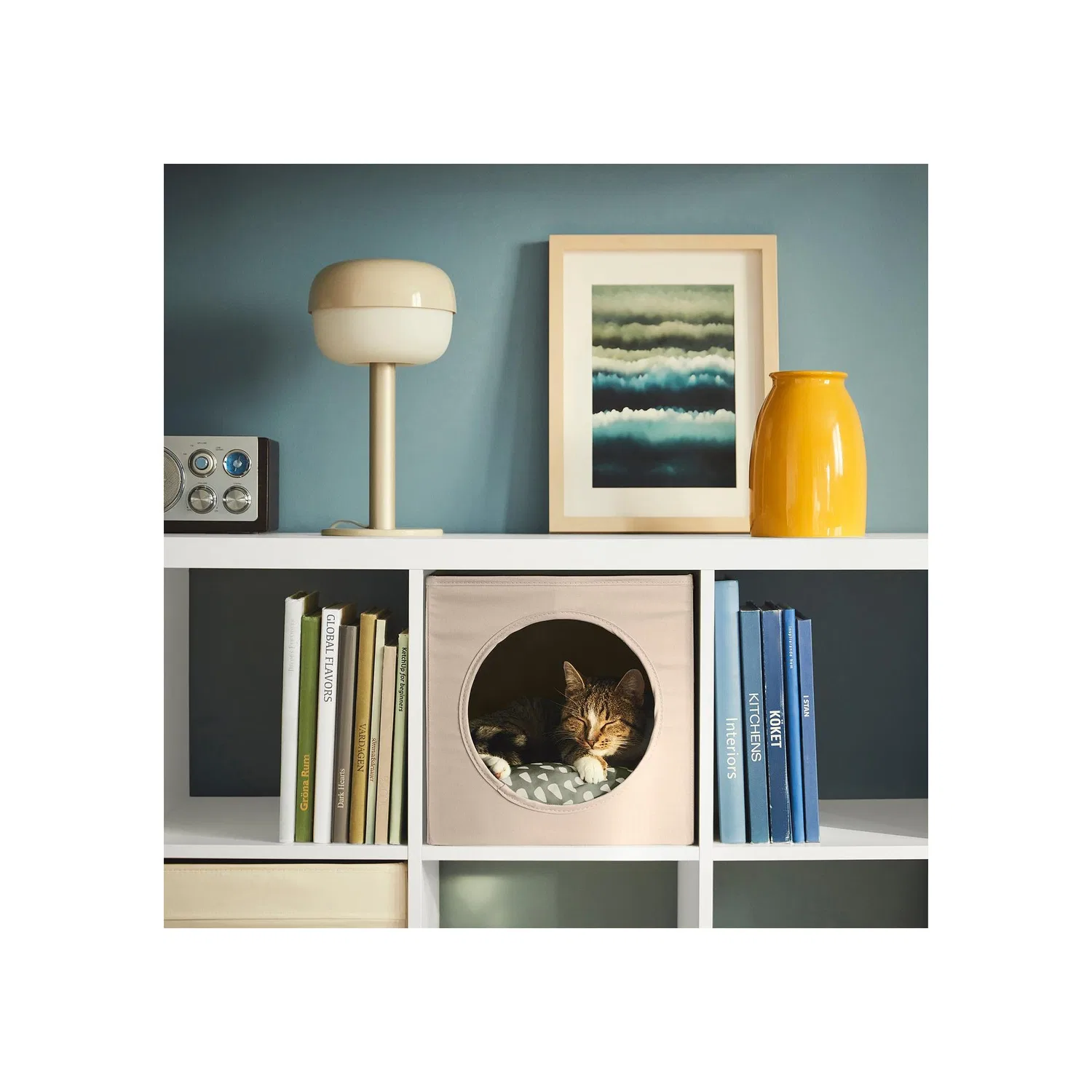 картинка IKEA Utsadd Кошачий домик, бежевый, 33х38х33 см от магазина Одежда+