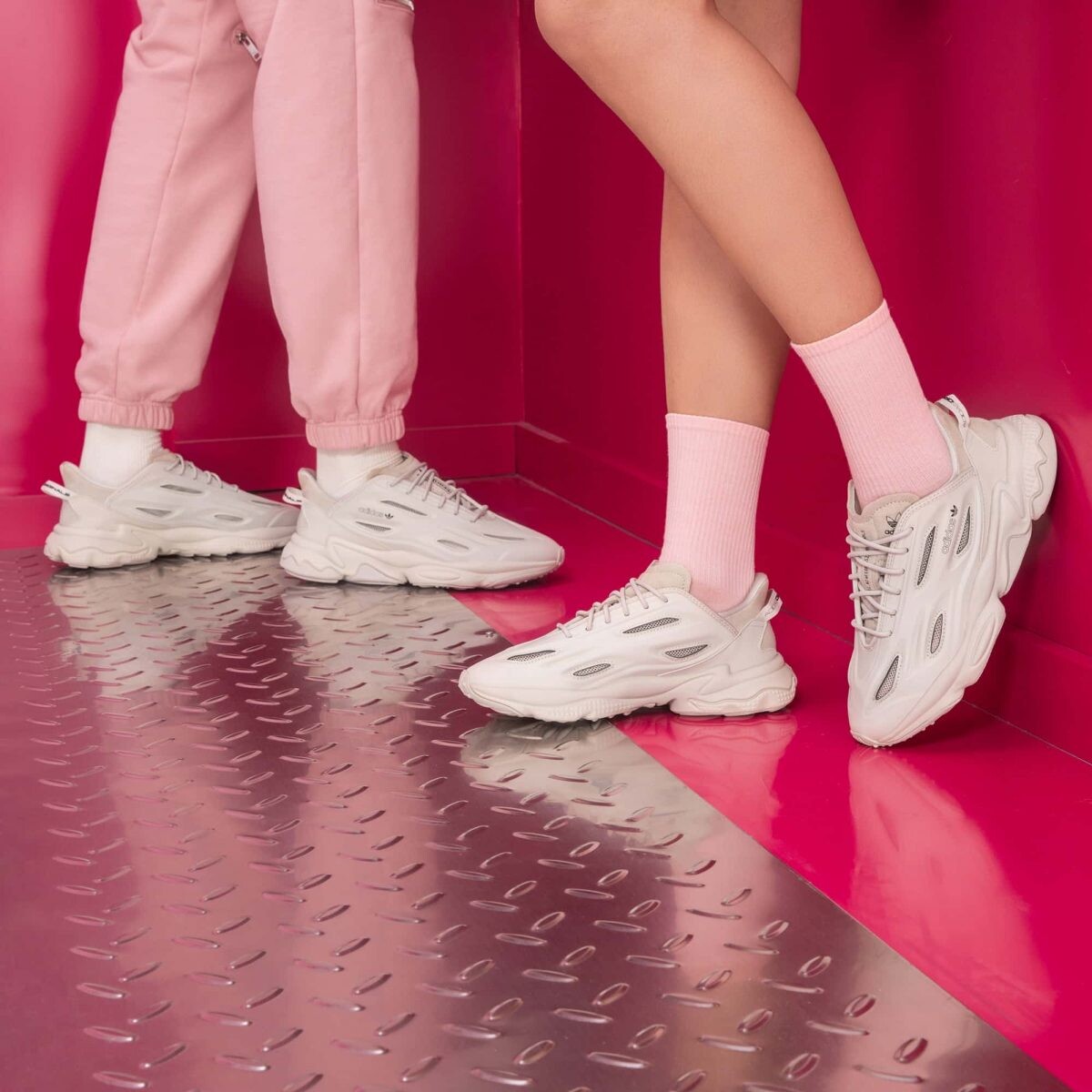 картинка Кроссовки adidas Originals Ozweego Celox от магазина Одежда+