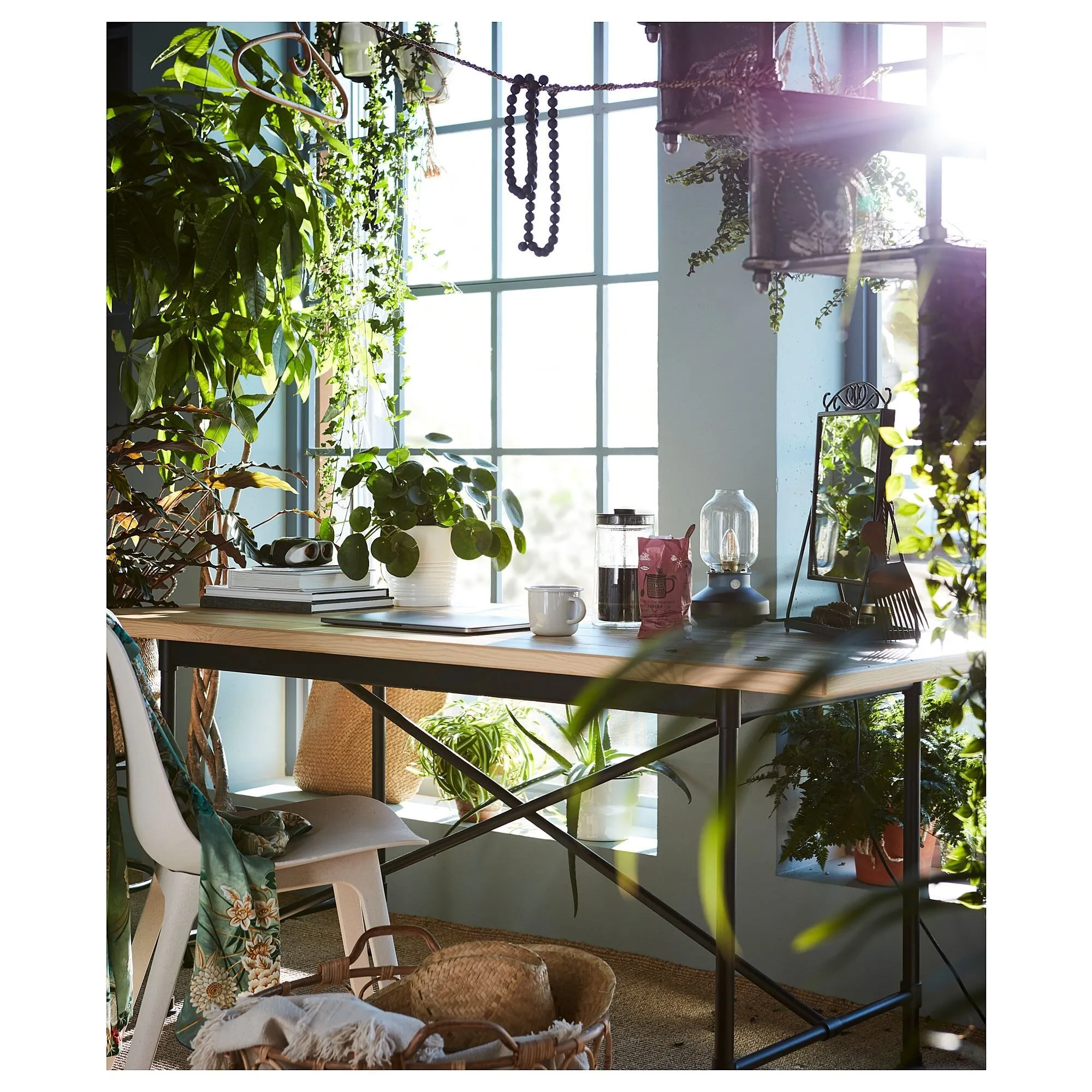 картинка Пластиковый стул, бело-бежевый ODGER IKEA от магазина Одежда+