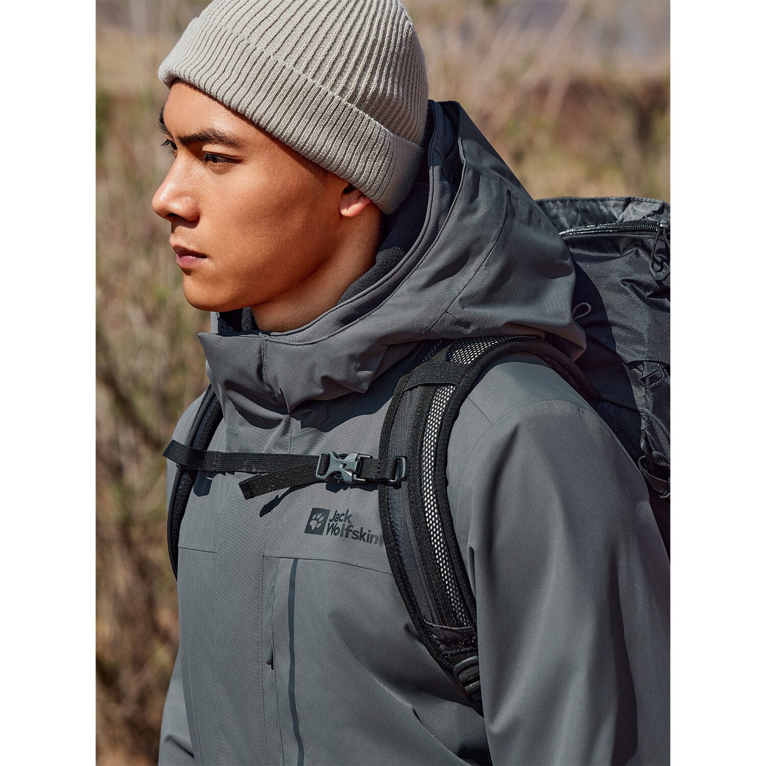 картинка Ветровка мужская Jack Wolfskin, черный от магазина Одежда+