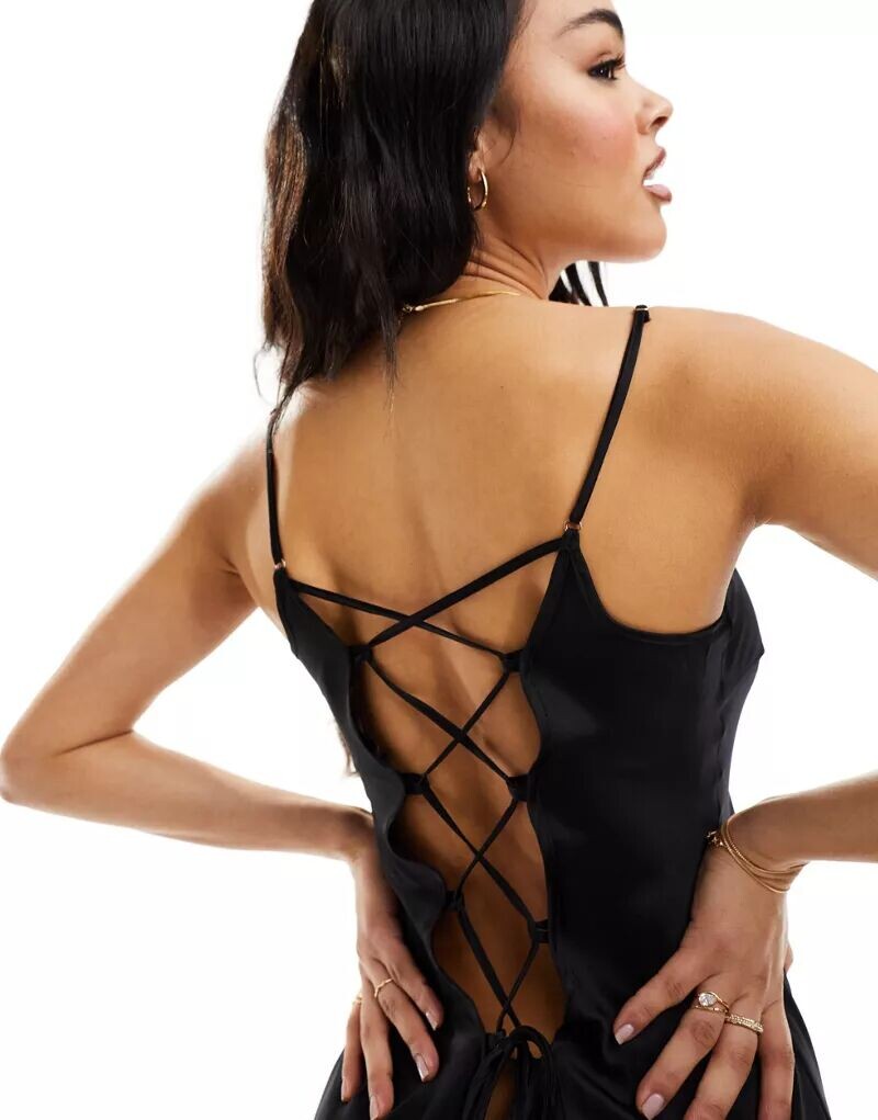 картинка Ann Summers Cherryann женская черная атласная рубашка с кружевной отделкой от магазина Одежда+