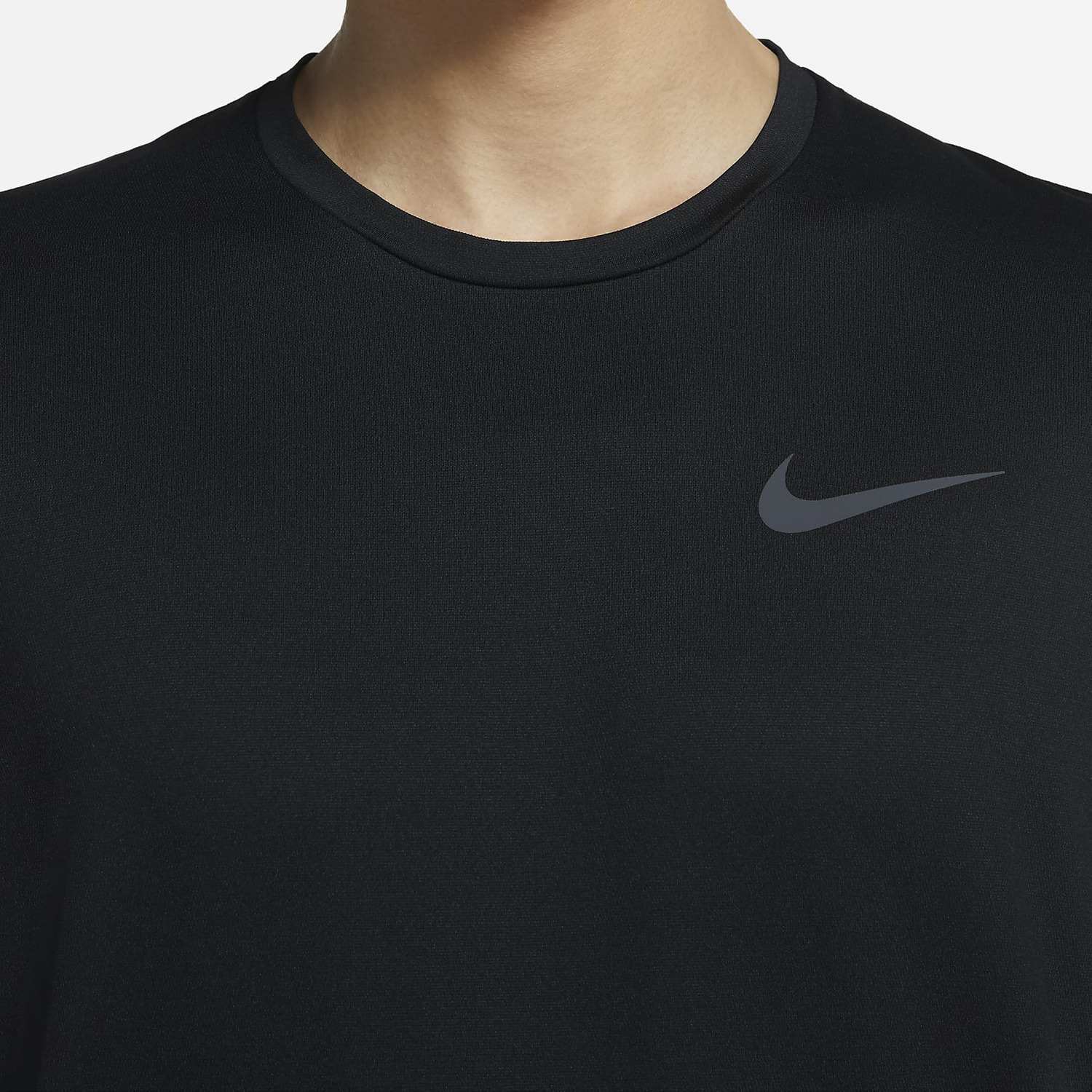 картинка Футболка Nike Pro Dri-Fit, черный от магазина Одежда+