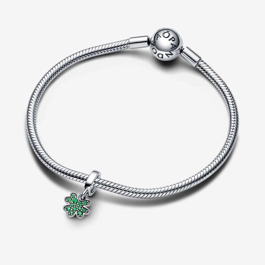 картинка Шарм Pandora Four Leaf Clover Dangle, серебро/зеленый от магазина Одежда+