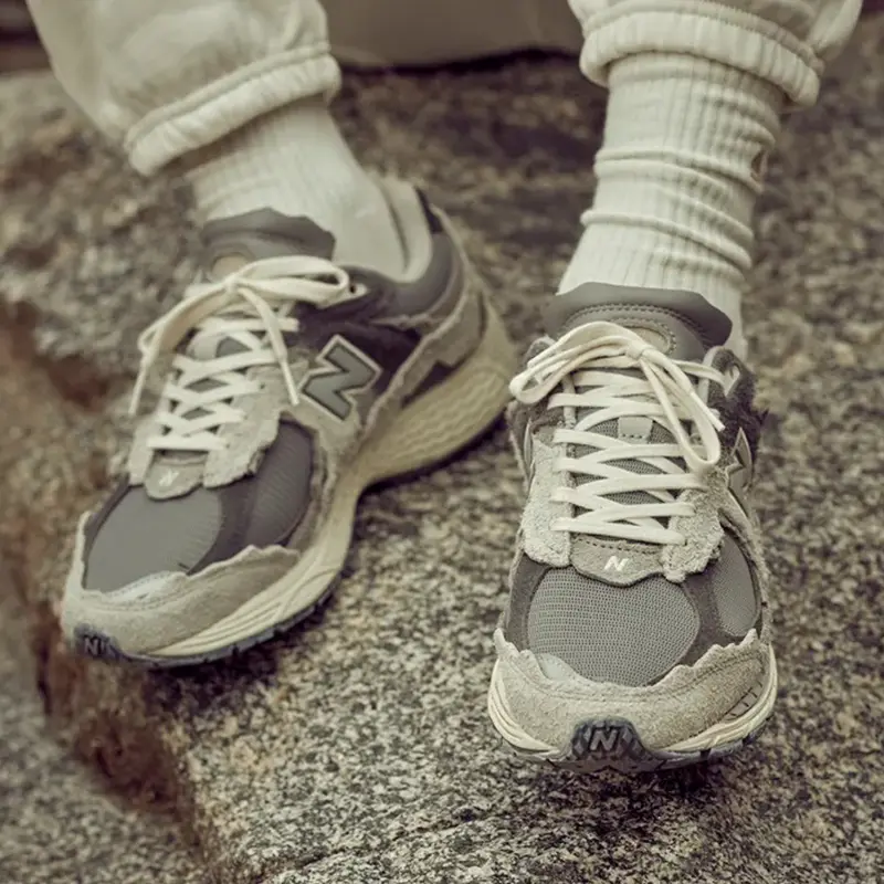 картинка New Balance 2002R Protection Pack Rain Cloud от магазина Одежда+
