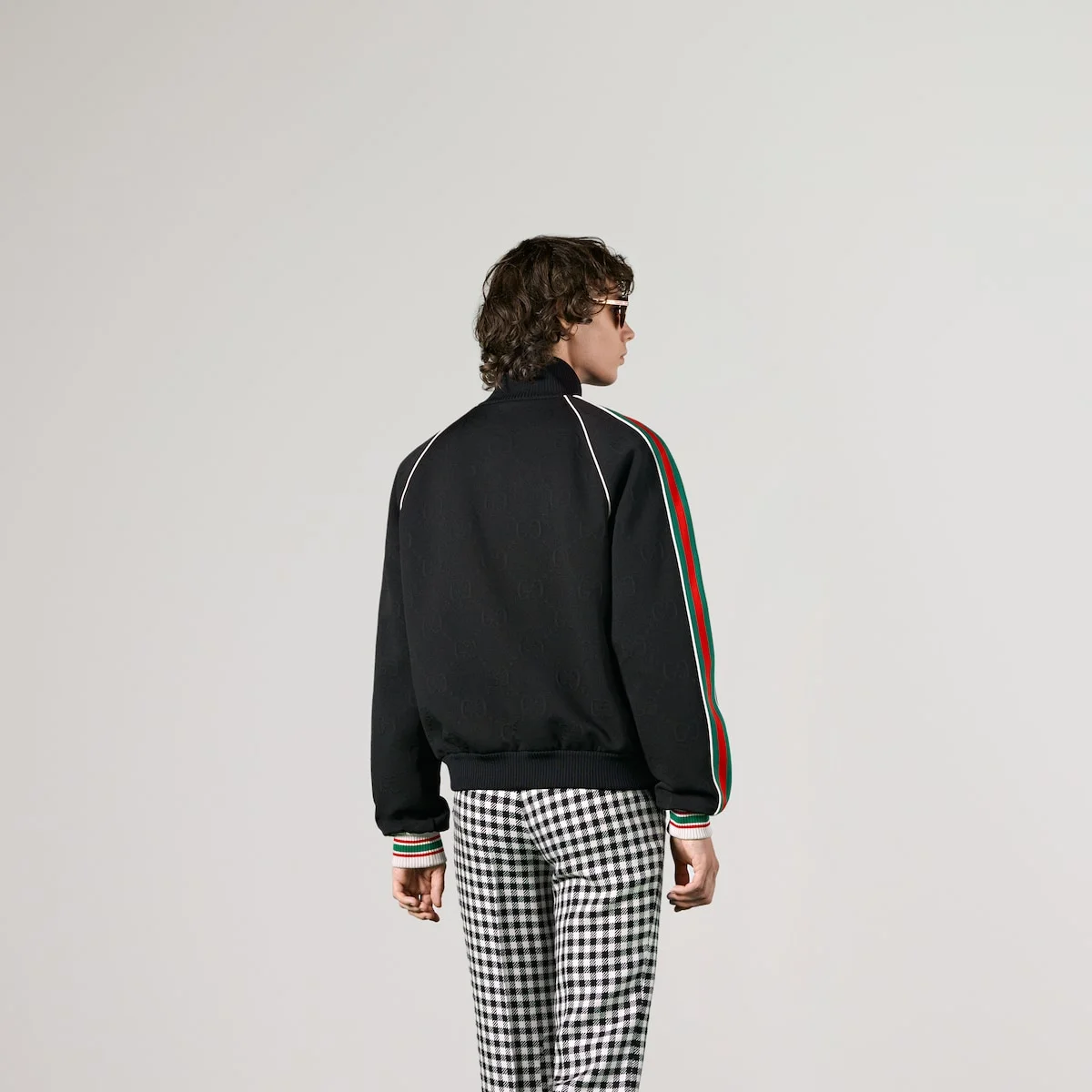 картинка Куртка Gucci GG Jacquard Jersey Zip, черный от магазина Одежда+