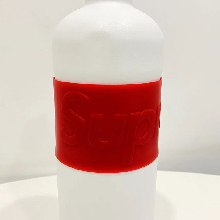 картинка Чайники ss19 Supreme от магазина Одежда+