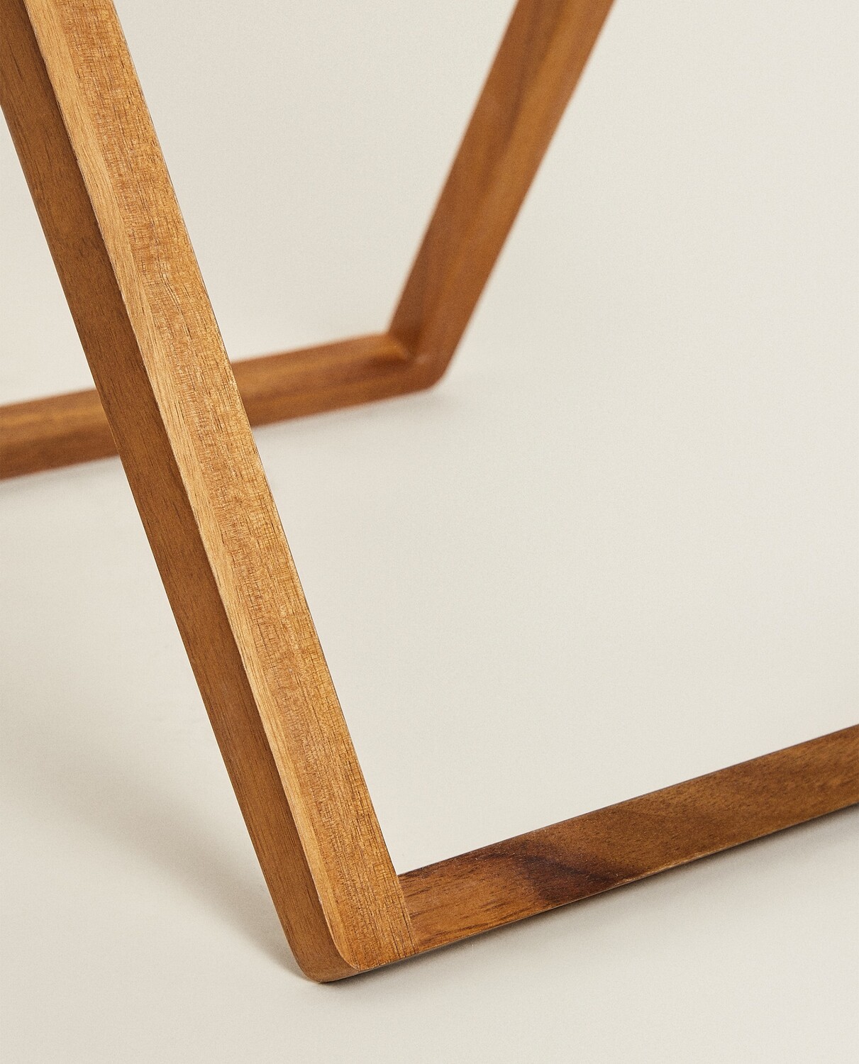 картинка Полотенцедержатель Zara Home Acacia Wood, светло-коричневый от магазина Одежда+