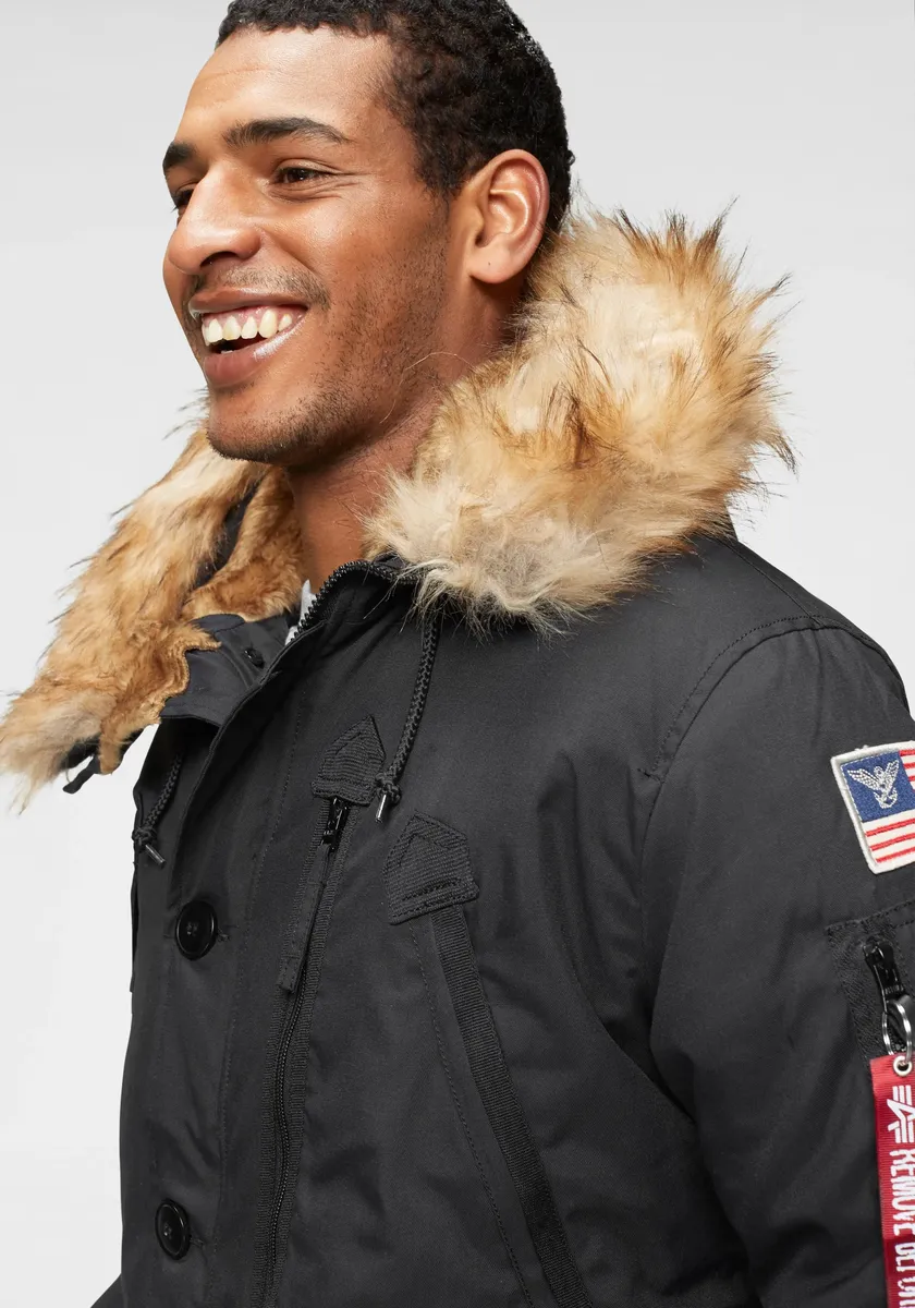 картинка Парка Alpha Industries "POLAR JACKET", с капюшоном, черный от магазина Одежда+