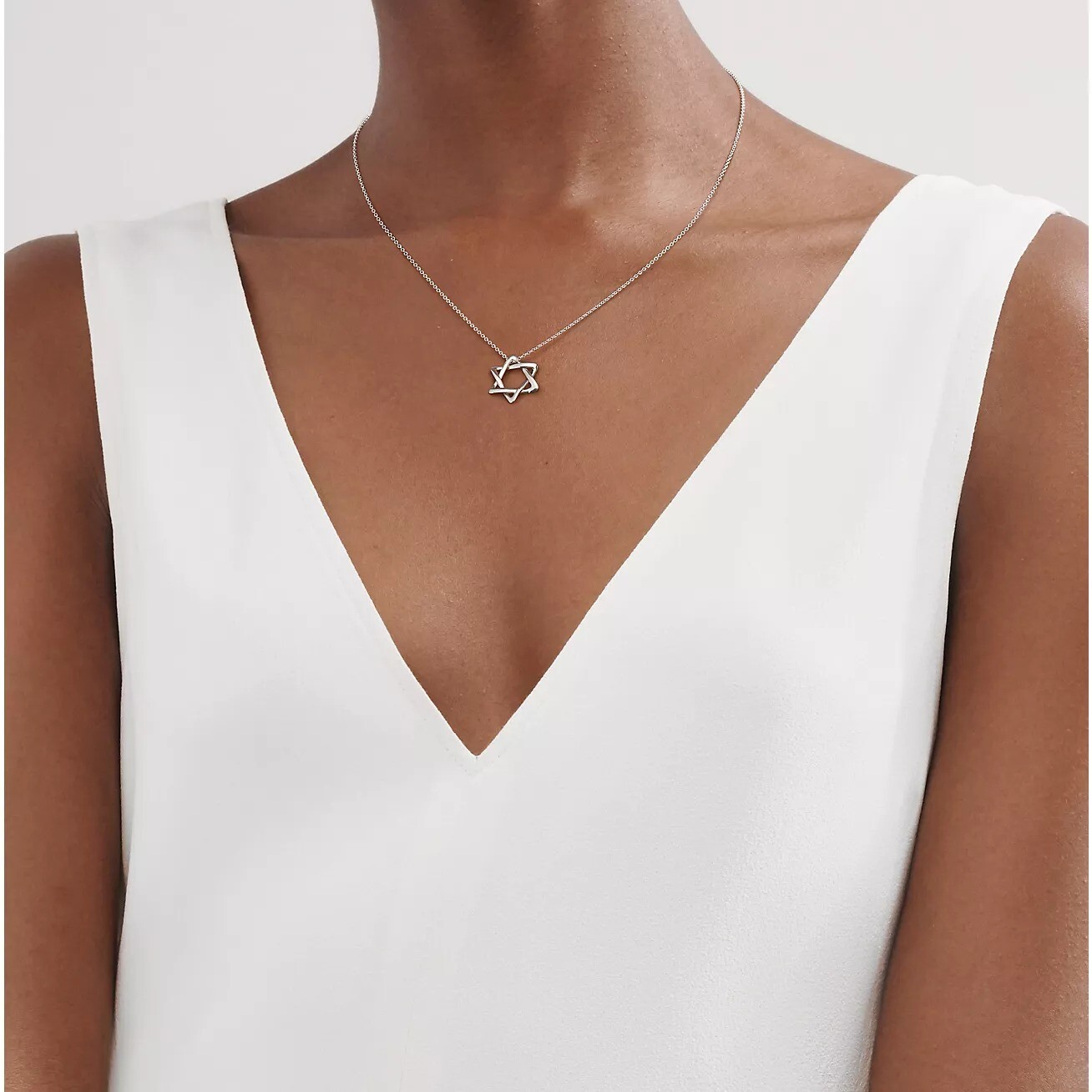 картинка Подвеска на цепочке Tiffany & Co. Star Of David, серебро от магазина Одежда+