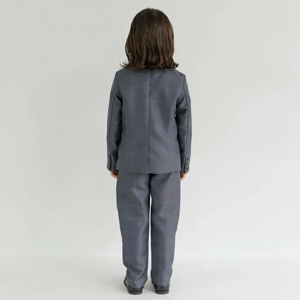 картинка Серый клетчатый пиджак + длинные брюки + белая рубашка Branshes, Charcoal Gray от магазина Одежда+