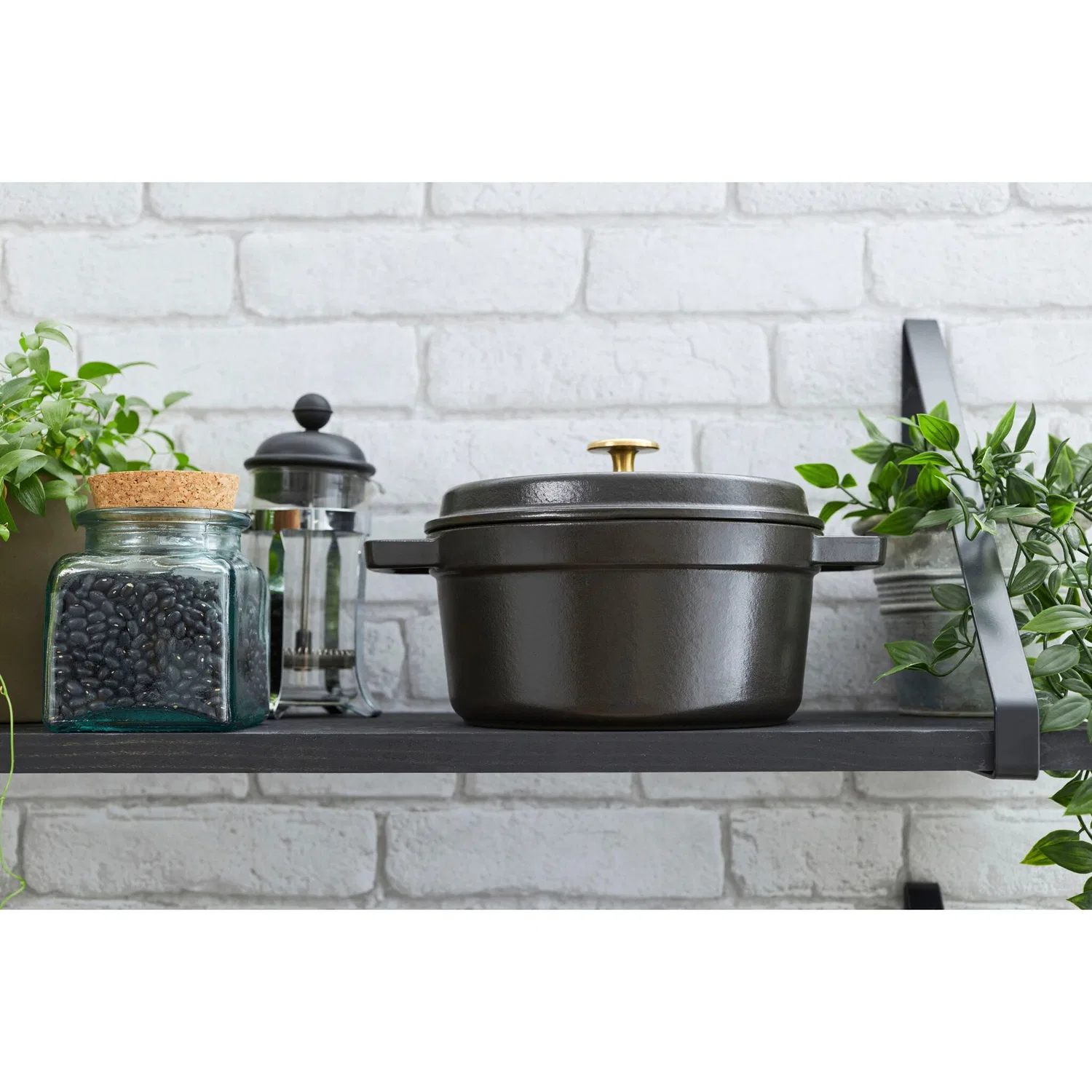 картинка Кастрюля-кокотница 24 см из чугуна STAUB, Черный от магазина Одежда+