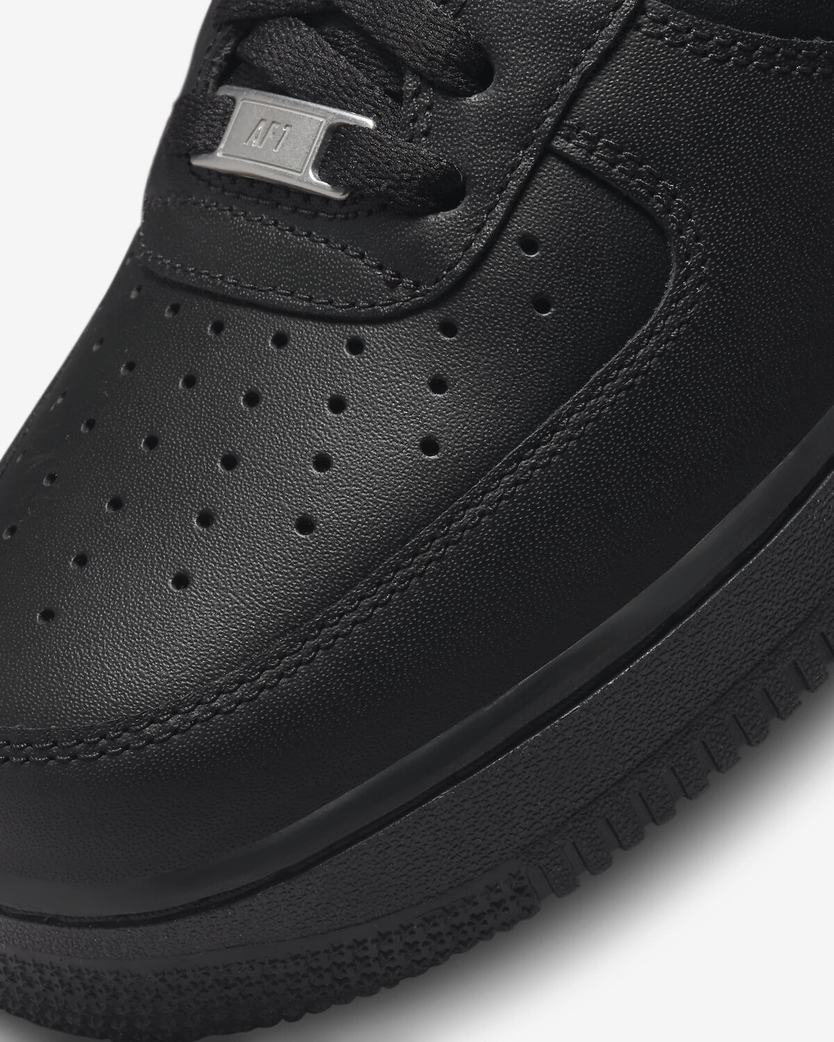 картинка Кроссовки Nike Air Force 1 '07 Low Triple, Black от магазина Одежда+