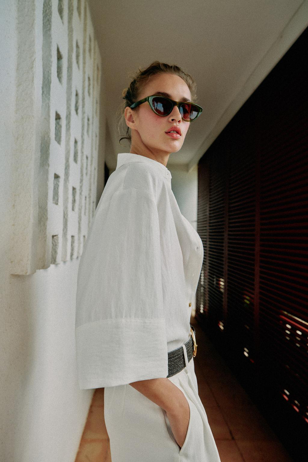 картинка Рубашка Zara Short With Wide Sleeves, белый от магазина Одежда+