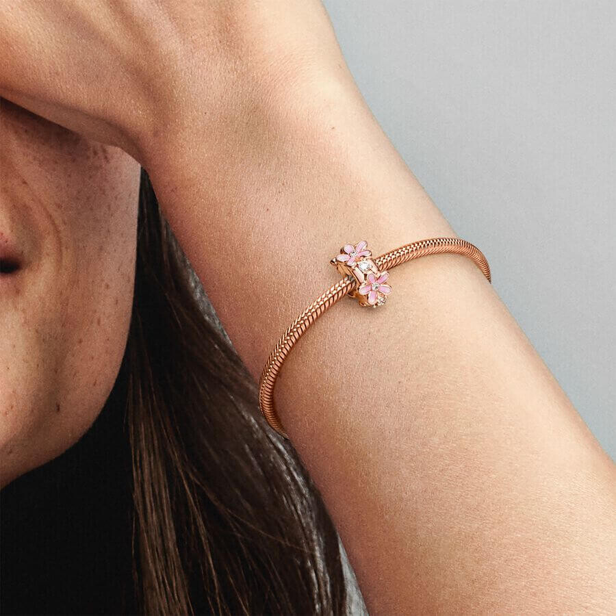 картинка Шарм-клипса Pandora Moments Daisy Spacer, розовое золото/розовый от магазина Одежда+