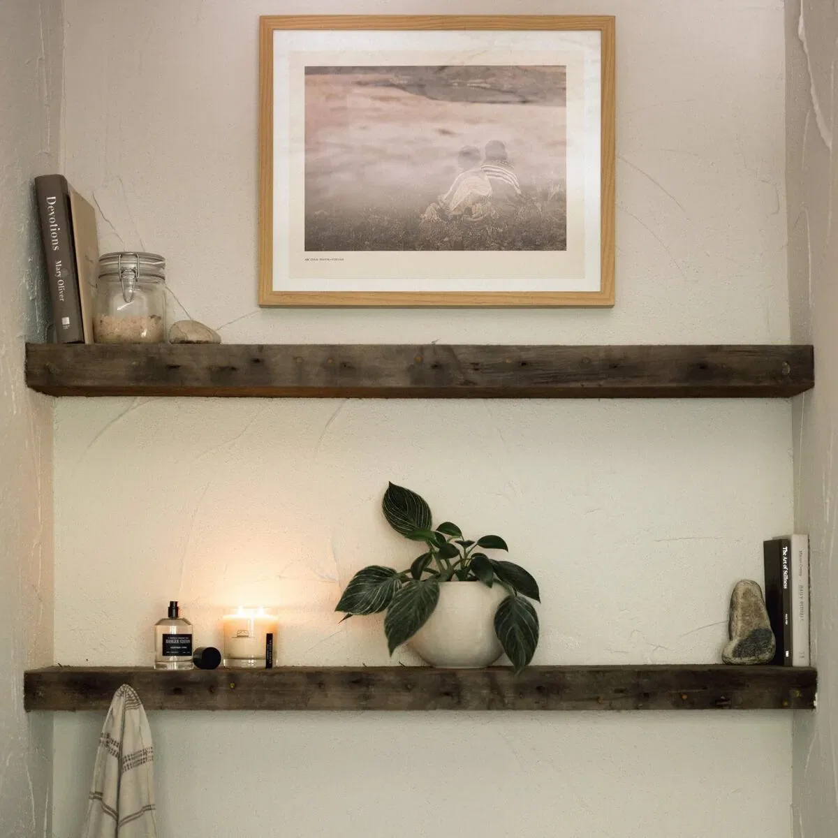 картинка Свеча Ranger Station, Leather + Pine от магазина Одежда+