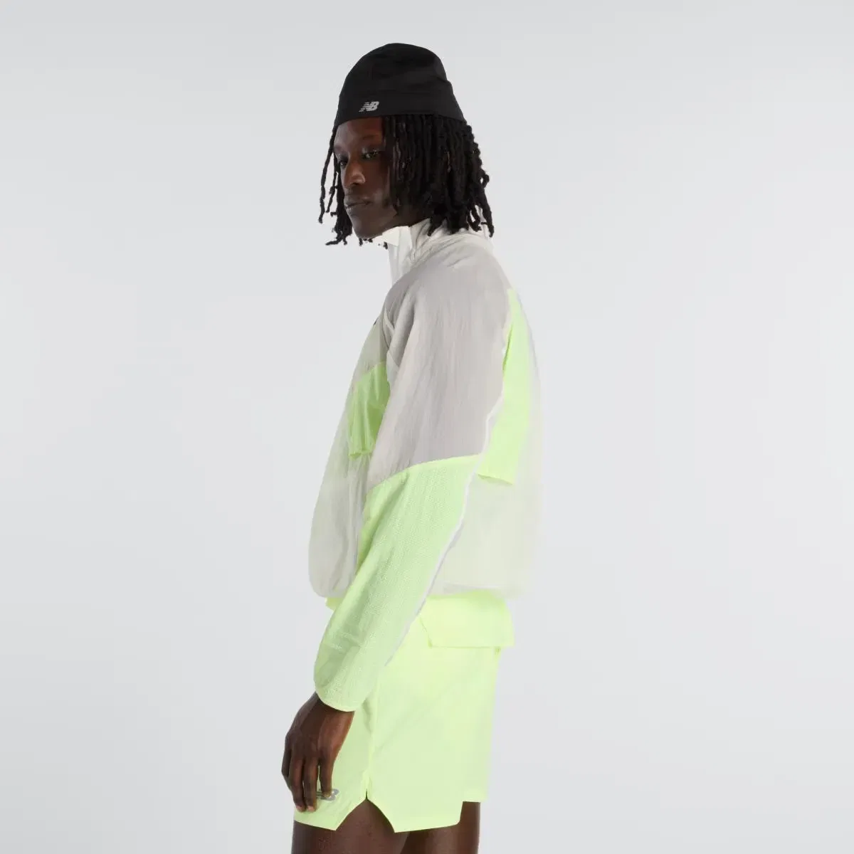 картинка Мужская куртка для бега New Balance, Transparente от магазина Одежда+